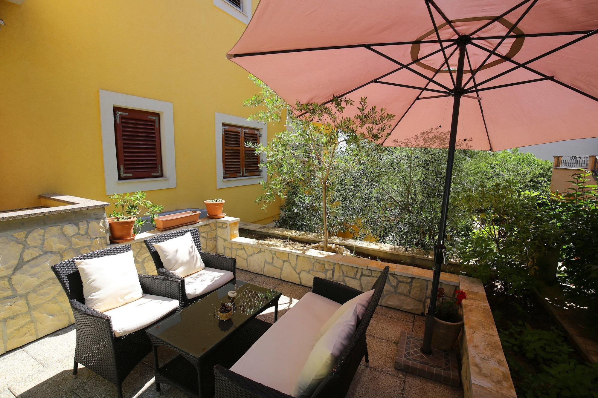 Villa Zubcic Zara Esterno foto